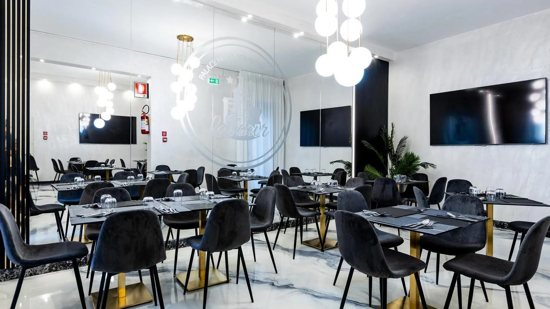 La Tour Palace Hotel & Restaurant 里米尼